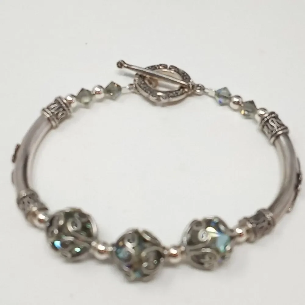 Kellie Wichser Women's Silver 3 Bead Bracelet